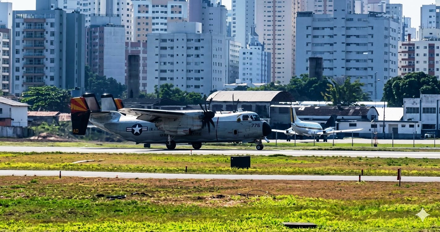 C-2A-Greyhound-chega-ao-Museu-Aeroespacial-Paulista-apos-uma-pane-no-Brasil_Imagem-AFAC-Aviacao-1