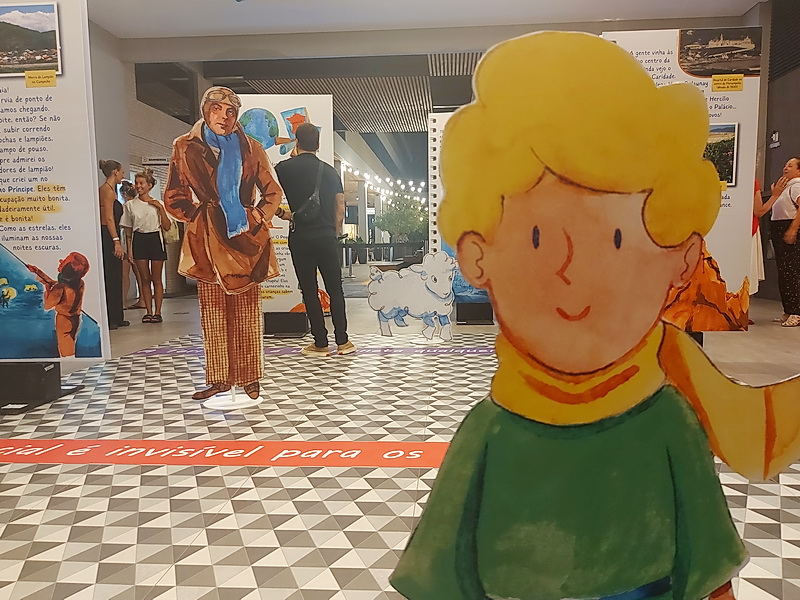 Exposicao-em-homenagem-ao-Aviador-e-Escritor-Antoine-de-Saint-Exupery_Imagem-Aviacao-em-Floripa