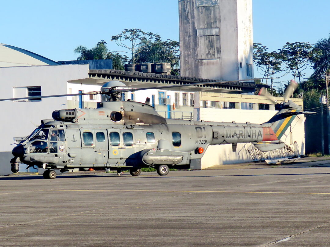 Detalhes do anexo Helicoptero-UH-15A-Super-Cougar-modelo-dedicado-a-missao-de-Busca-e-Salvamento-Foto-Marcelo-Lobo-da-Silva.