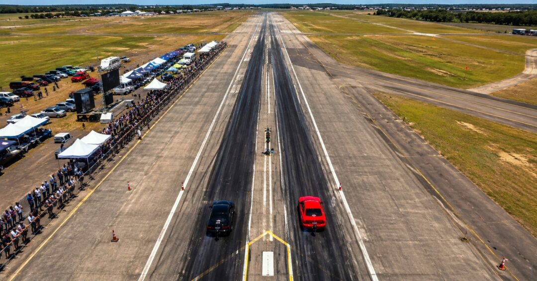 Debate sobre uso de pistas de aviao para evento automobilistico com expulsao dos aeroclube 5