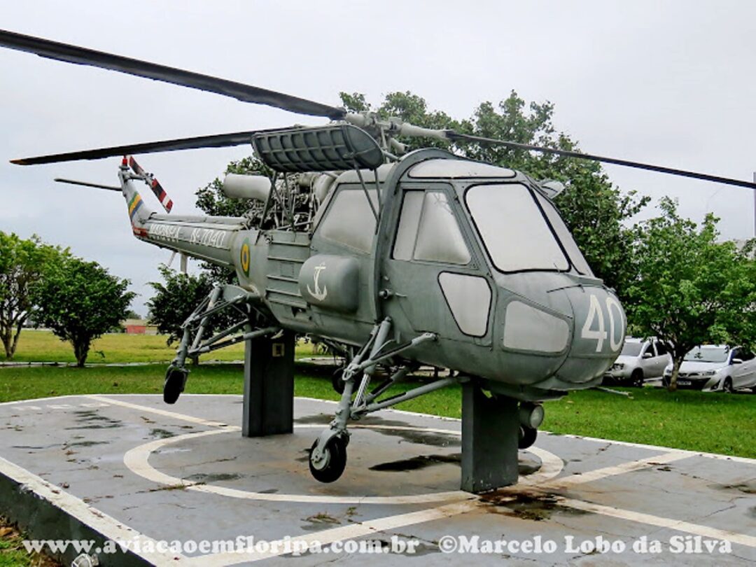 Museu-da-Aviacao-Naval-em-Sao-Pedro-da-Aldeia_Imagem-Marcelo-Lobo-Aviacao-em-Floripa-2-1